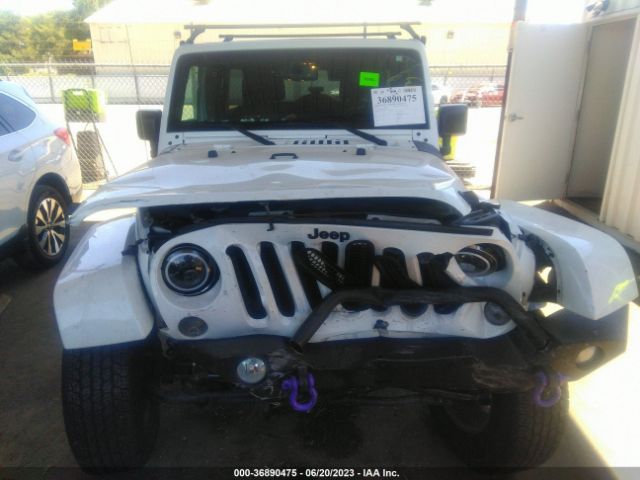 1C4BJWEG4FL627290 Jeep Wrangler Unlimited Sahara