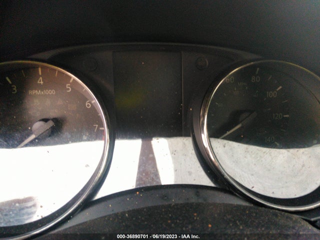 2017 NISSAN ROGUE S VIN: KNMAT2MV5HP610640