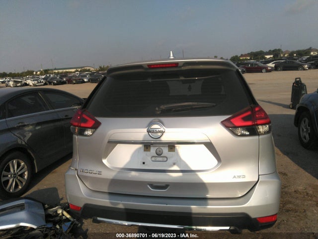 2017 NISSAN ROGUE S VIN: KNMAT2MV5HP610640