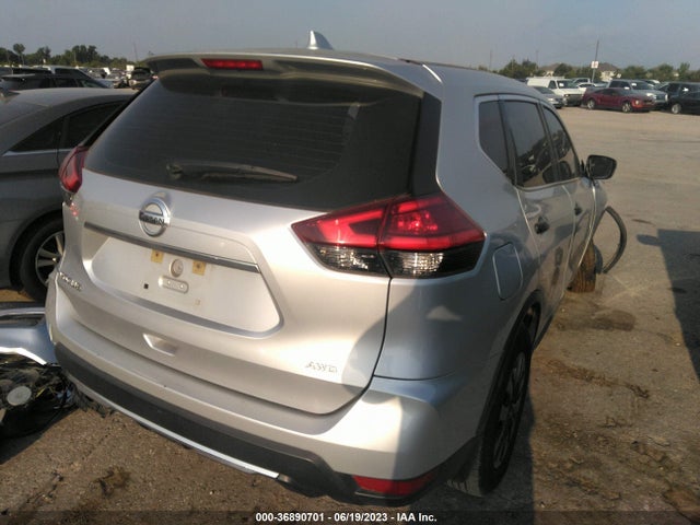 2017 NISSAN ROGUE S VIN: KNMAT2MV5HP610640