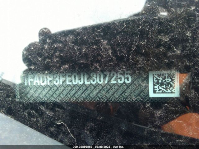 1FADP3FE0JL307255 Ford FOCUS SE