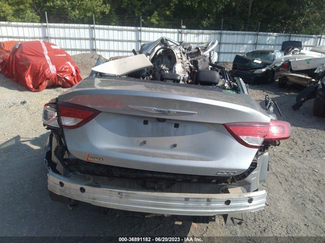 Chrysler 200 Limited Platinum 2017 1C3CCCAB0HN506890 Image 16