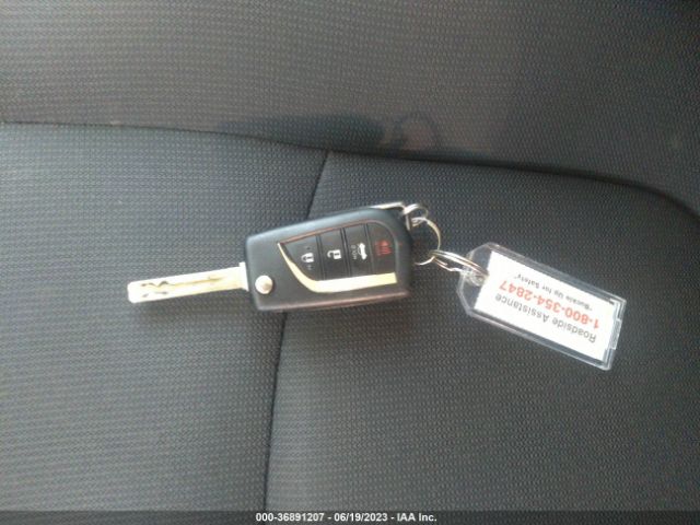 Toyota COROLLA LE 2021 5YFEPMAE7MP238586 Image 3
