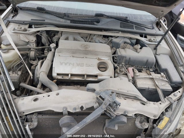 2005 LEXUS ES 330 VIN: JTHBA30G055062463