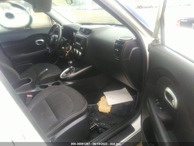 KIA SOUL + 2014 KNDJP3A53E7076922 Image 5
