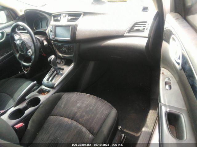 3N1AB7AP3KY277899 Nissan SENTRA SV