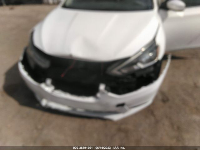 3N1AB7AP3KY277899 Nissan SENTRA SV