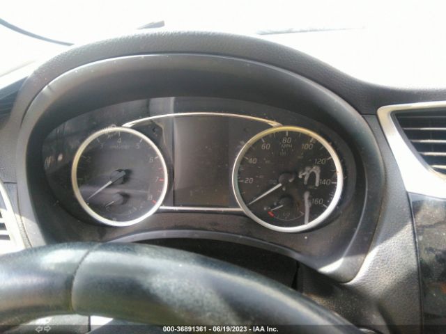 3N1AB7AP3KY277899 Nissan SENTRA SV