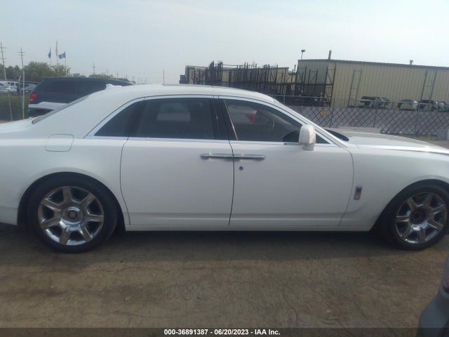 2011 ROLLS-ROYCE GHOST VIN: SCA664S53BUX49886
