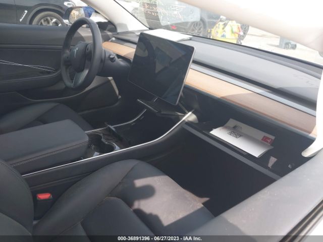 5YJ3E1EA9LF705777 Tesla Model 3 Standard Range