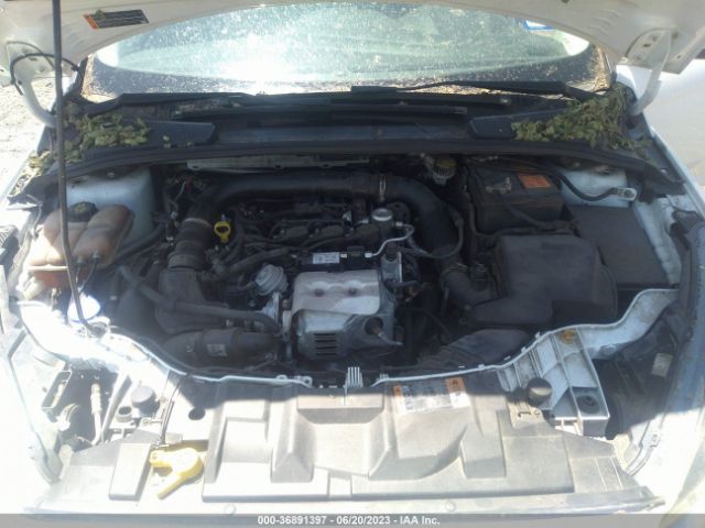 1FADP3FE9GL360903 Ford FOCUS SE