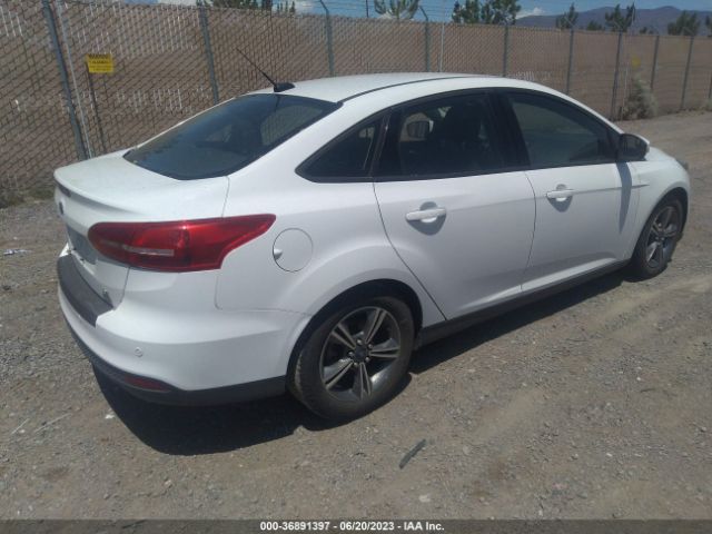 1FADP3FE9GL360903 Ford FOCUS SE