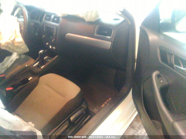 3VW2B7AJ7HM258198 Volkswagen Jetta 1.4t S