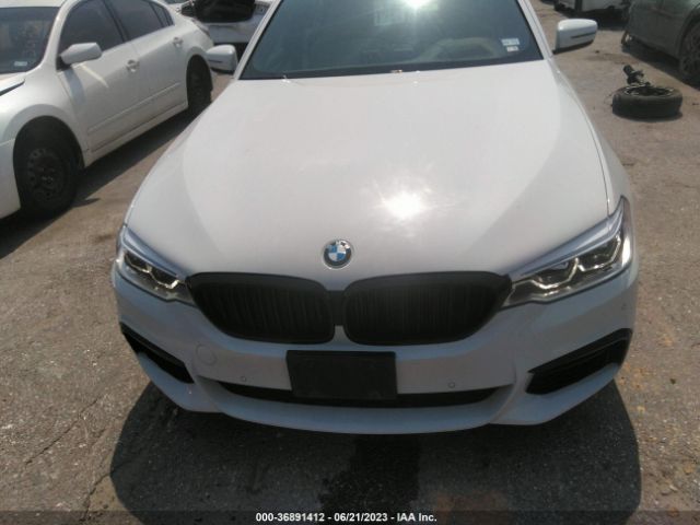 WBAJE5C38HG916742 BMW 5 Series 540i