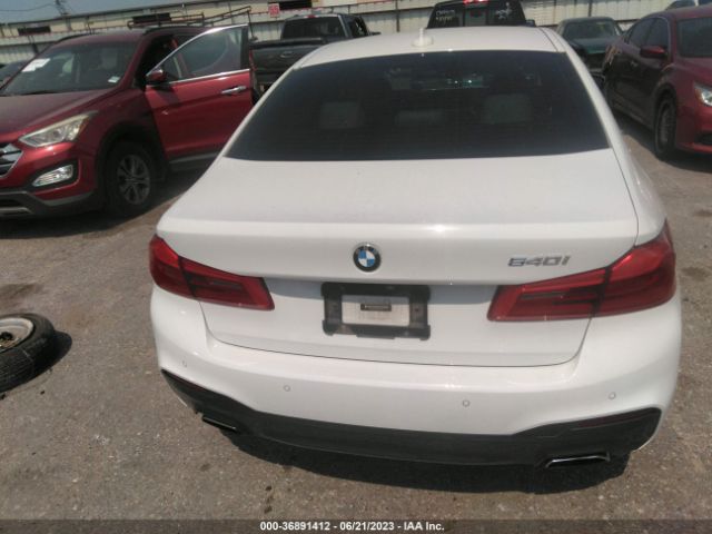 WBAJE5C38HG916742 BMW 5 Series 540i