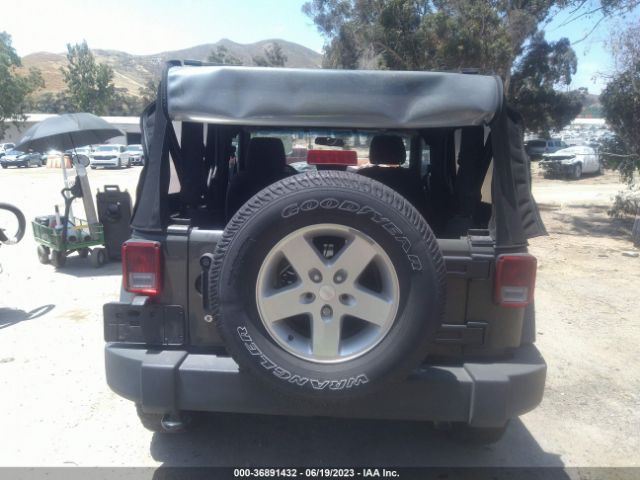 1C4AJWAG2FL640024 Jeep Wrangler Sport
