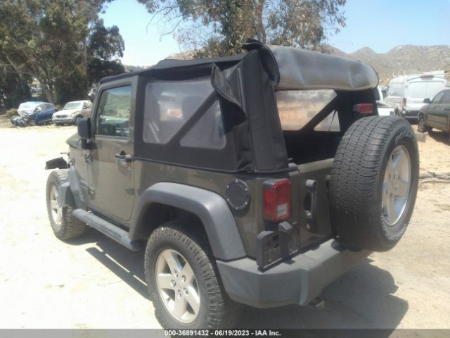 1C4AJWAG2FL640024 Jeep Wrangler Sport