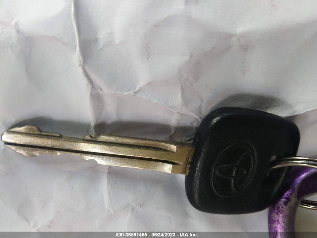 2002 TOYOTA CAMRY LE/SE/XLE VIN: 4T1BE32KX2U617908