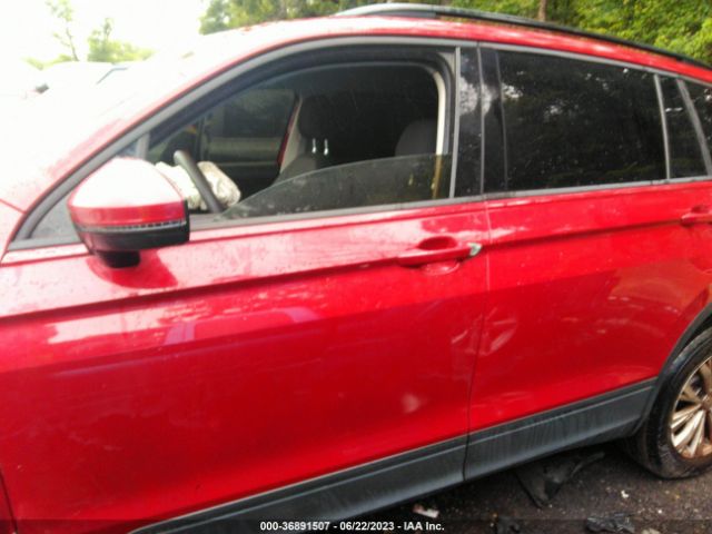 3VV0B7AX0JM025480 Volkswagen Tiguan 2.0t S