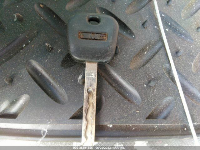 3GTP1MEC3GG284669 GMC Sierra 1500 Sle