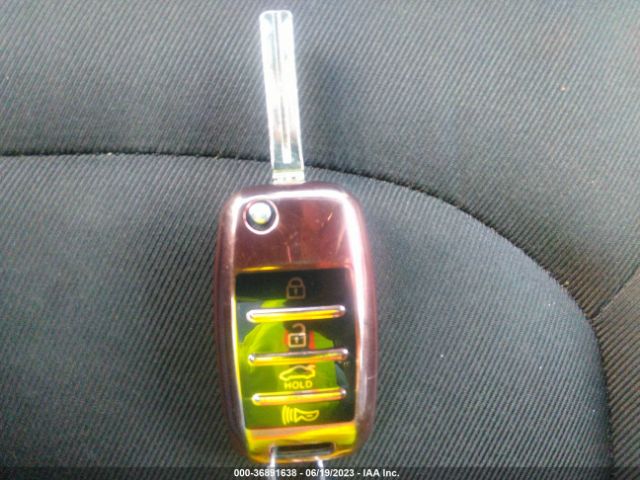 KNDJP3A51F7160559 KIA SOUL +