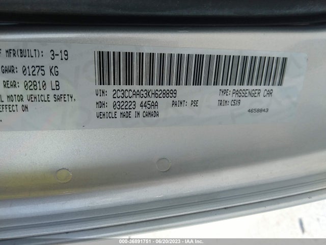 2C3CCAAG3KH628899 Chrysler 300 Touring