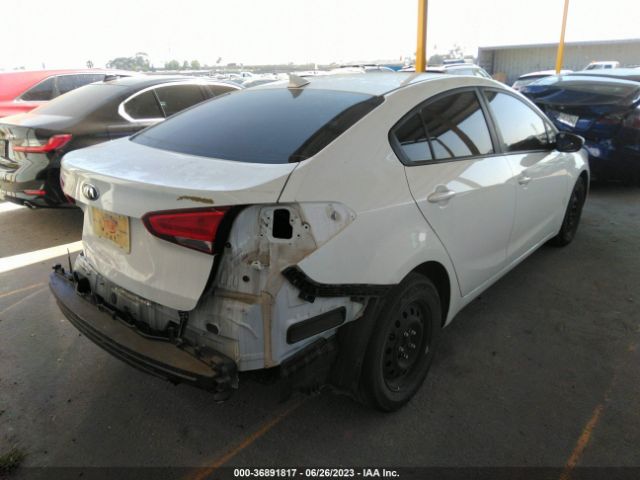 3KPFK4A79HE115545 KIA FORTE LX