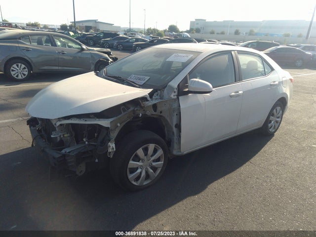 Toyota COROLLA LE 2019 5YFBURHE8KP858312 Image 2