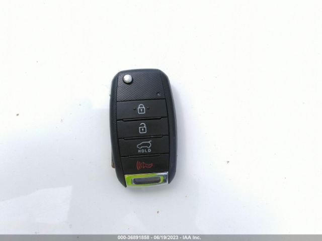 KNDJP3A56H7428864 KIA SOUL +