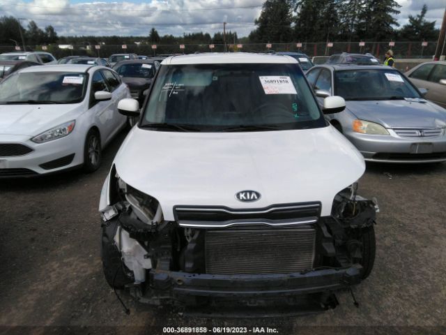 KNDJP3A56H7428864 KIA SOUL +