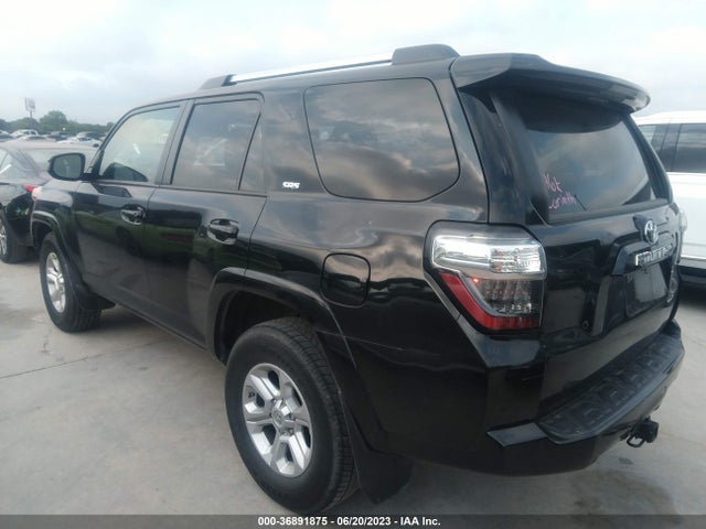 Toyota 4RUNNER SR5 2021 JTEEU5JR1M5232583 Image 3