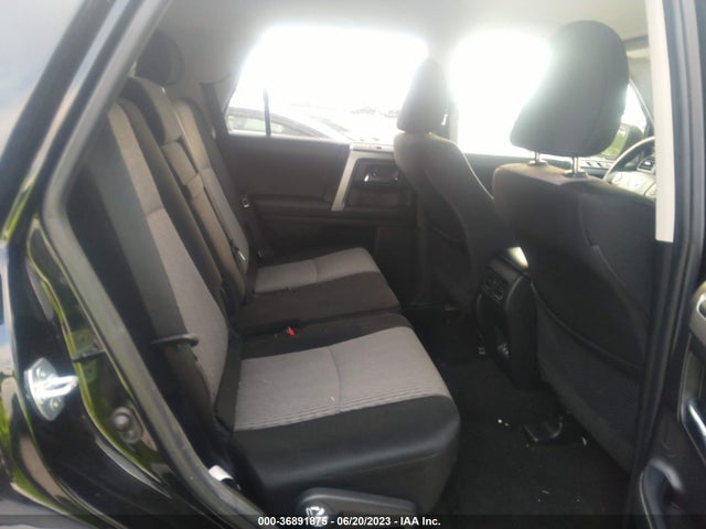 Toyota 4RUNNER SR5 2021 JTEEU5JR1M5232583 Image 8