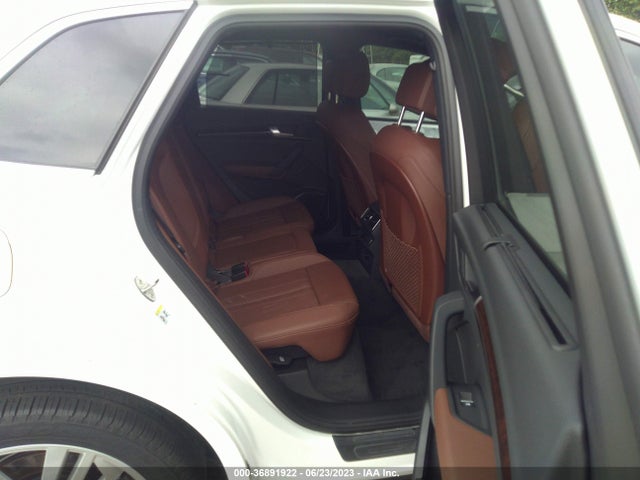 WA1BNAFY1J2211723 Audi Q5 Premium Plus