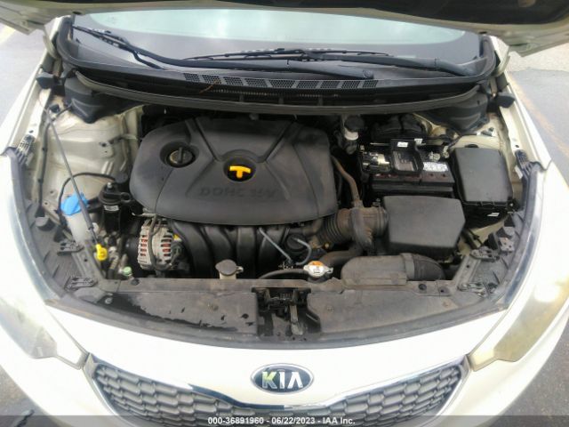 KNAFK4A68F5335398 KIA FORTE LX