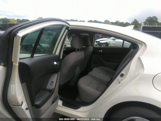 KNAFK4A68F5335398 KIA FORTE LX