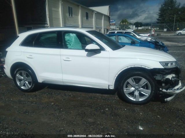 WA1BNAFY5J2059381 Audi Q5 Premium Plus