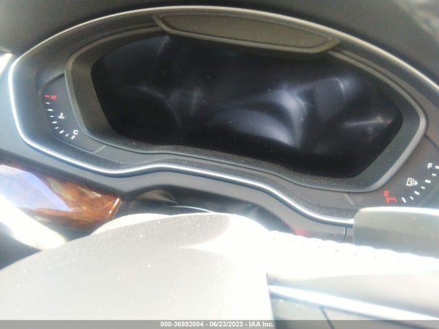 WA1BNAFY5J2059381 Audi Q5 Premium Plus