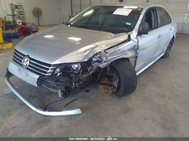 1VWAH7A34EC006191 Volkswagen PASSAT S