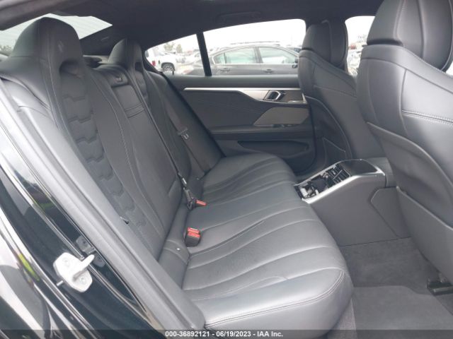 WBAGV8C01NCJ20550 BMW 8 Series M850i