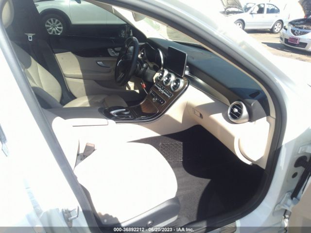 55SWF4JB5GU177198 Mercedes-Benz C-class C 300