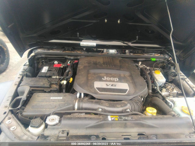 1C4BJWDG7HL639809 Jeep Wrangler Unlimited Sport