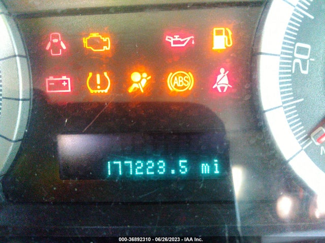 2009 FORD ESCAPE LIMITED VIN: 1FMCU94G09KA24812
