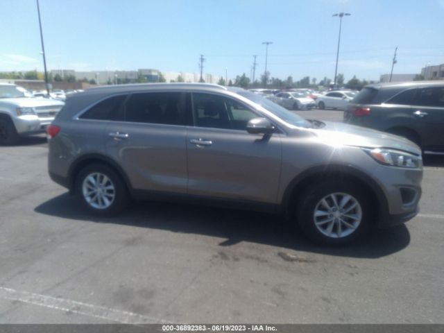 5XYPG4A39GG138151 KIA SORENTO LX