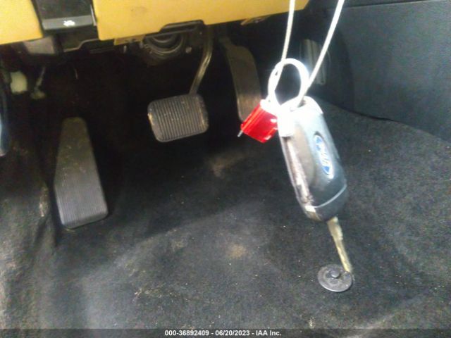 1FM5K7B88GGB15633 Ford Explorer Base