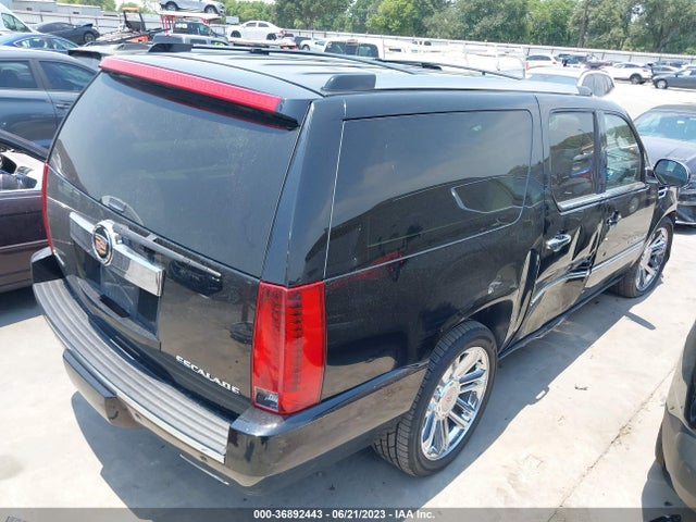 1GYS4KEF8ER150232 Cadillac Escalade Esv Platinum
