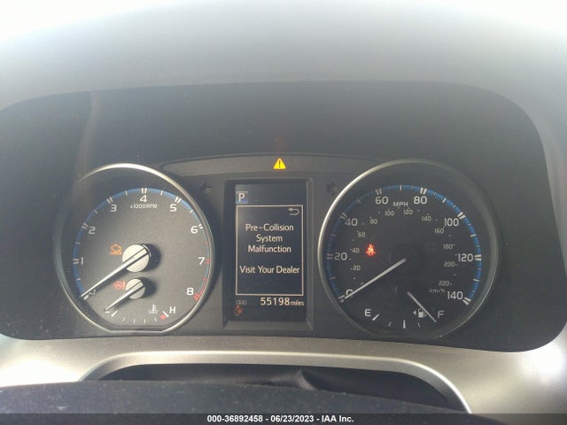 Toyota RAV4 LE 2018 JTMBFREV7JJ746294 Image 7