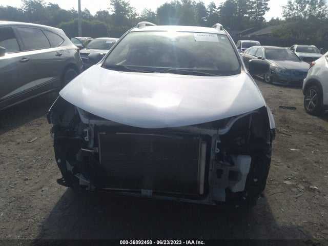 Toyota RAV4 LE 2018 JTMBFREV7JJ746294 Image 12