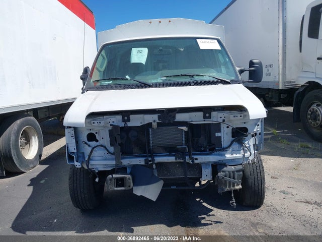 2022 Ford E-Series, VIN: 1FDWE3FN9NDC07482