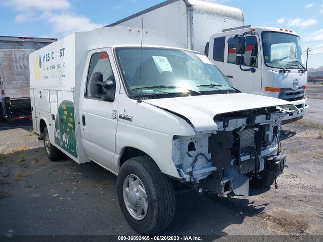 2022 Ford E-Series, VIN: 1FDWE3FN9NDC07482