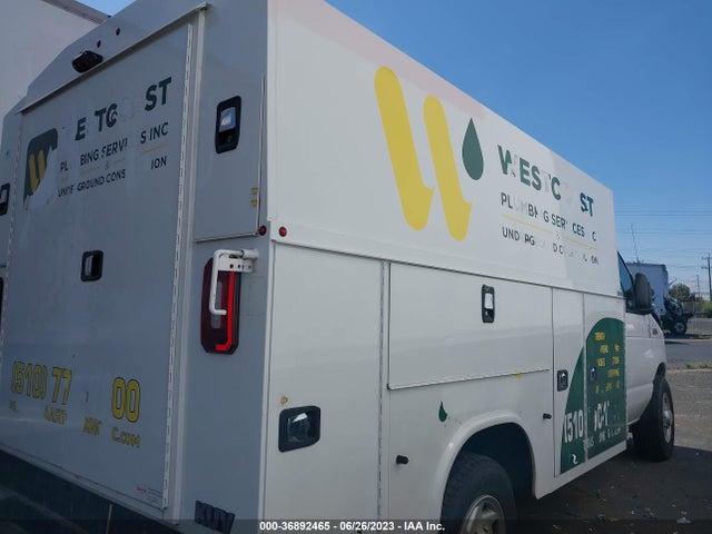 2022 Ford E-Series, VIN: 1FDWE3FN9NDC07482